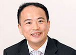 写真: 岩﨑 滋彦氏