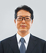 Photo: Mr. Hitoshi Suzuki Institute for InternationalSocio-Economic Studies President, Member of the Original Japan Committee for ISO 26000